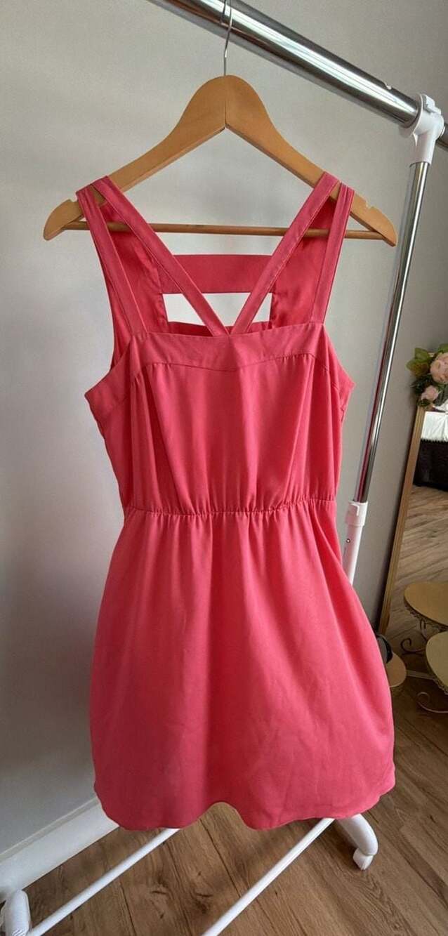 Gianni Bini Sleeveless A-Line Dress Pink Size M Asymmetrical Hem Keyhole Back